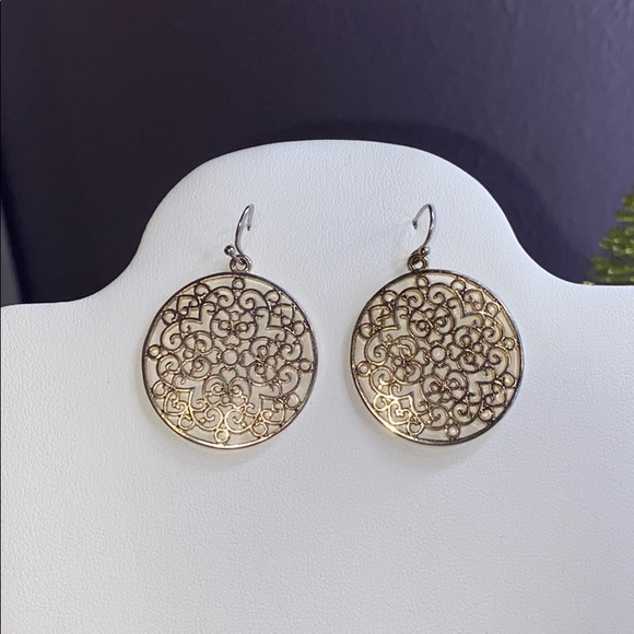 American Eagle Outfitters Jewelry - American eagle gold platted dangle earrings
